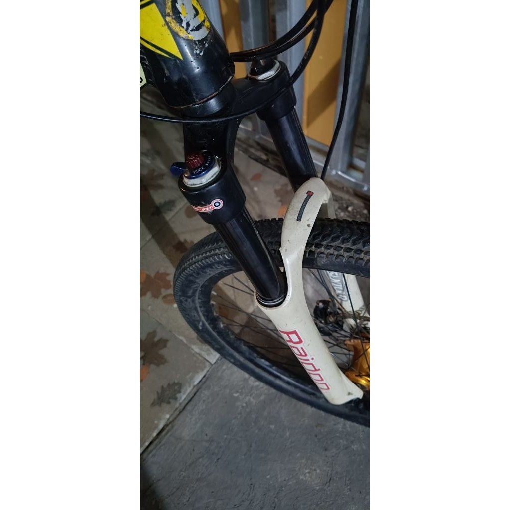 PACIFIC SPAZIO 6.0 fork mewah SR SUNTOUR AIR RAIDON