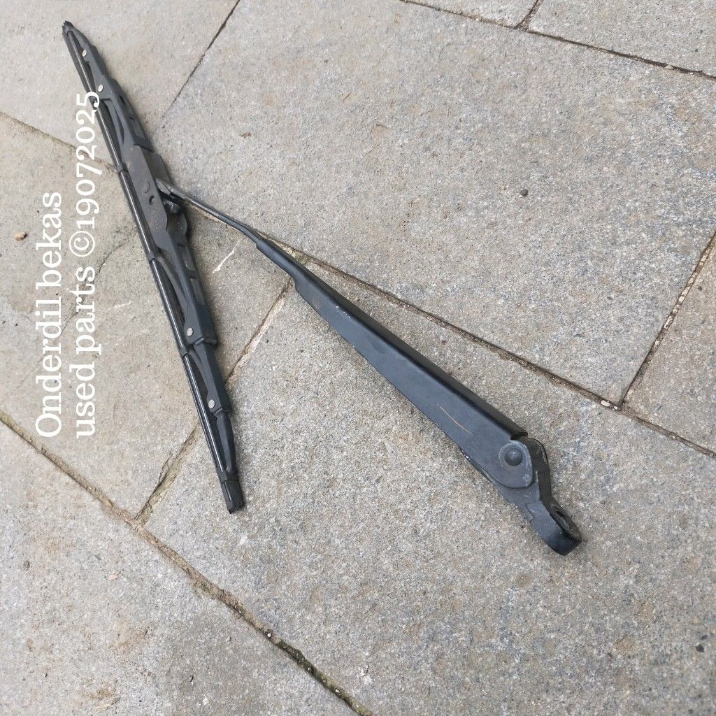 arm stang wiper belakang mercedes Benz A140 w168