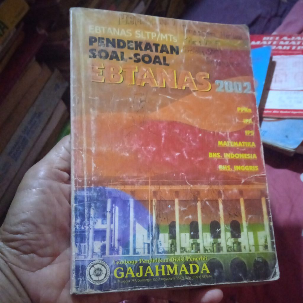 buku Ebtanas SLTP/MTs, Pendekatan Soal soal Ebtanas 2002, PPKn, IPA, IPS matematika, BHS inggris, BH