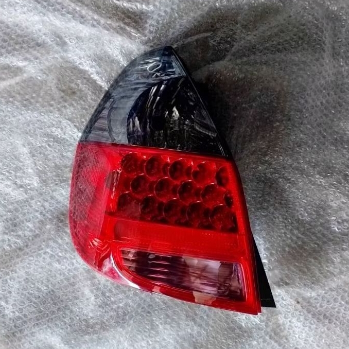 stoplamp lampu belakang Honda jazz GD3 smoke kiri original