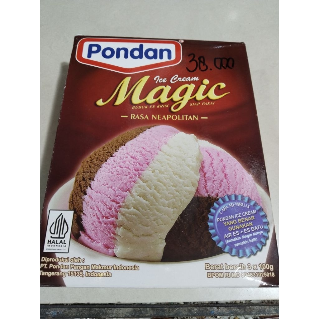 

Pondan ice cream magic rasa neopolitan