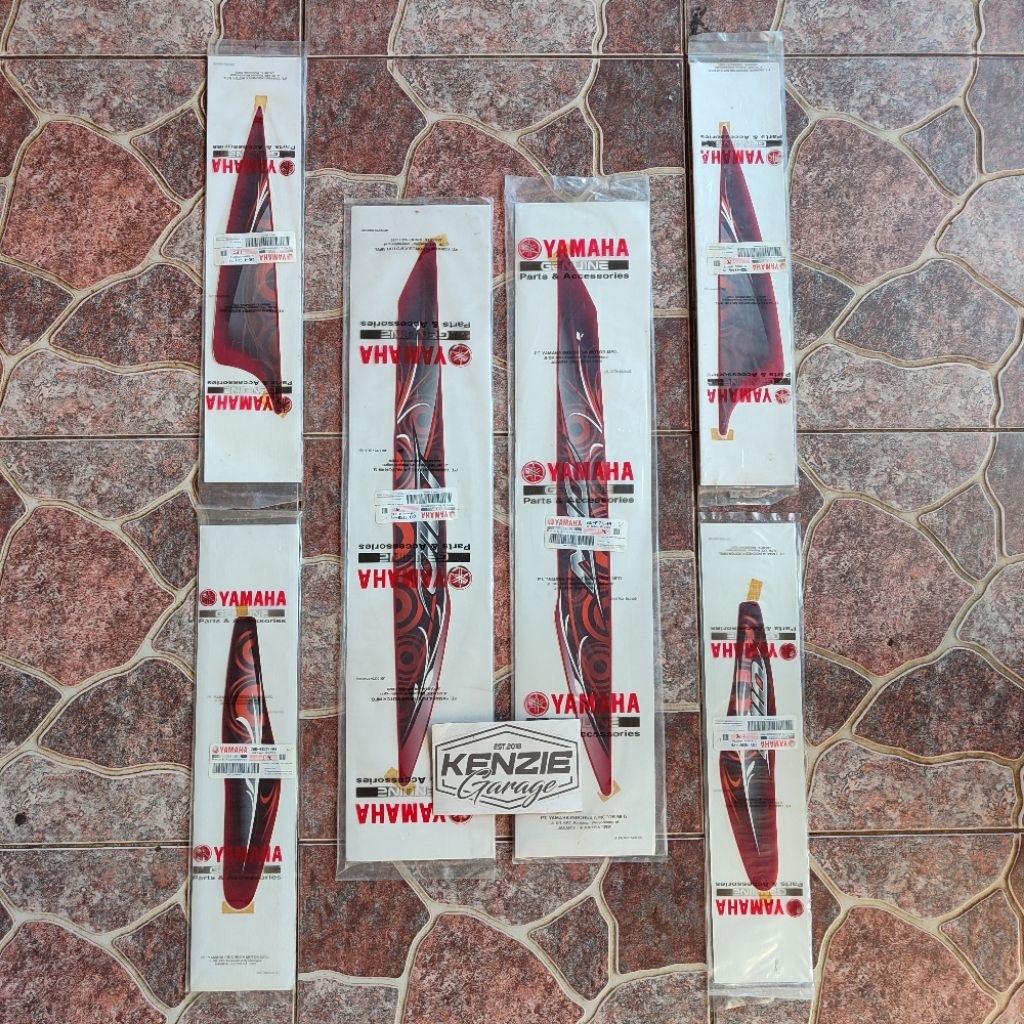 Stiker Striping Yamaha Mio Smile Merah Marun 2011 Original YGP