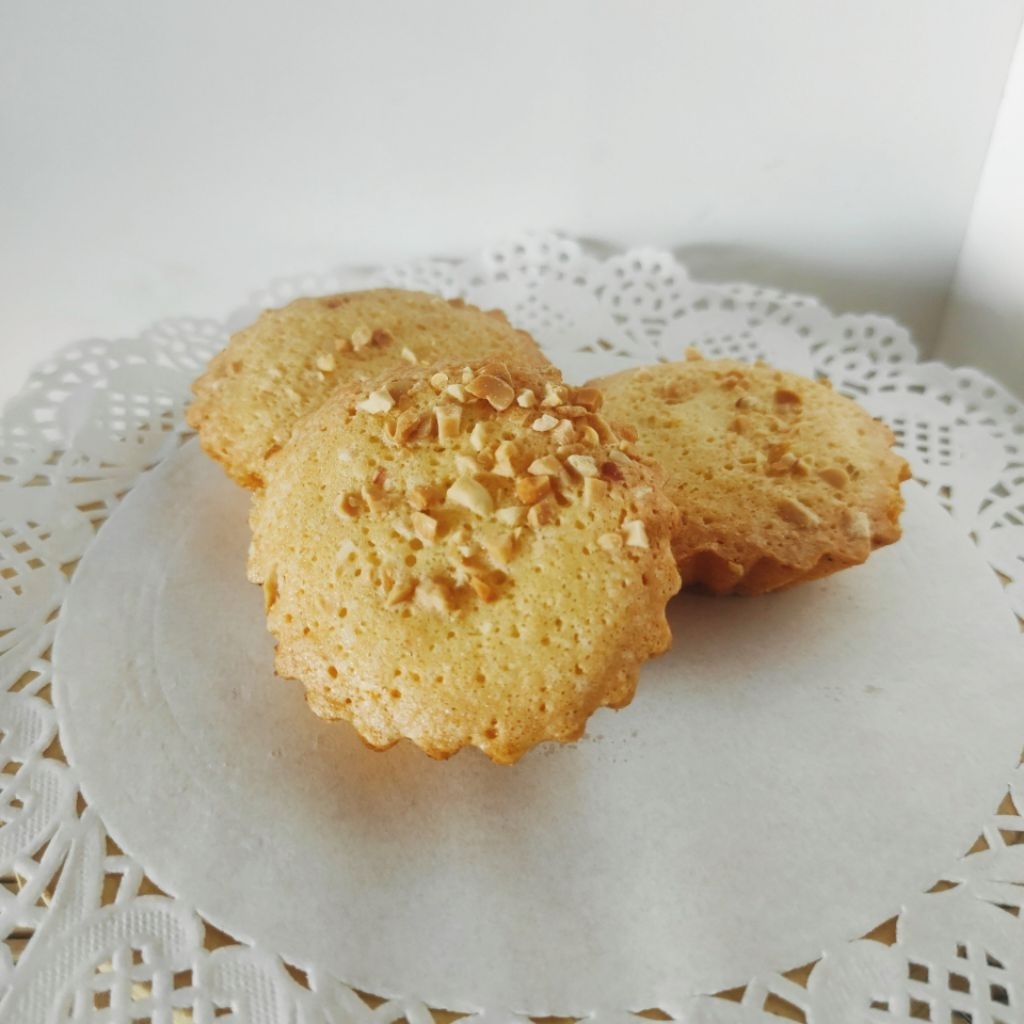 

Kue Djadoel / Bolu Klemben / Bolu Jadul Kering / Roti Kering