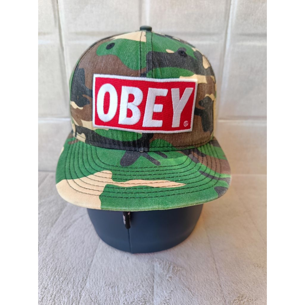 Topi OBEY X New Er* Second