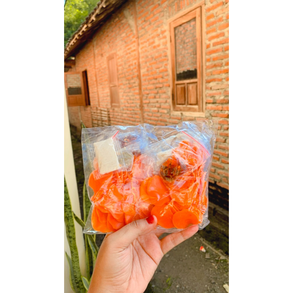 

Seblak Jadul Kerupuk Kemplang Khas Garut