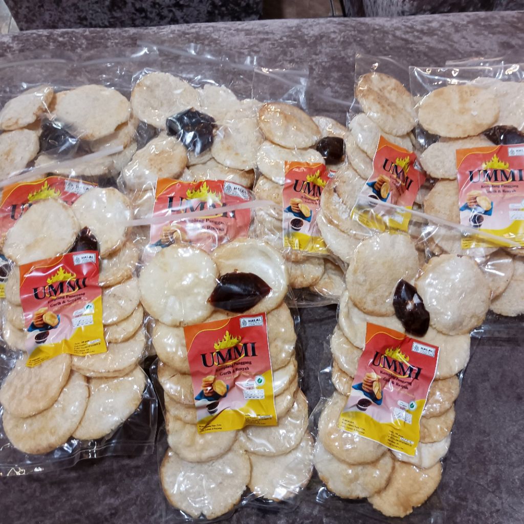 

Ummi Kemplang Isi 12 keping