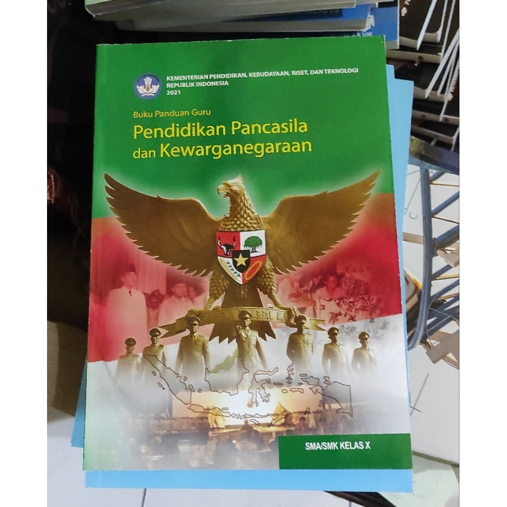 Buku Pelajaran PKN kelas 10