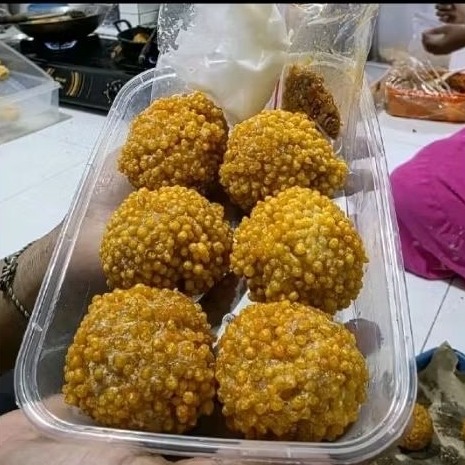 

BOLA BOLA AYAM KRIWUL MOZA MAKANAN SIAP SAJI