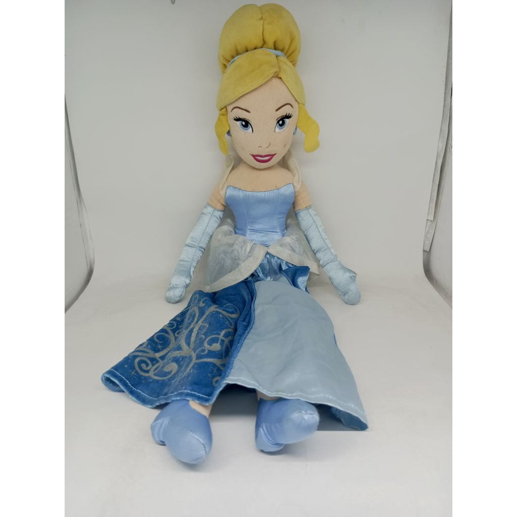 Boneka Princess Cinderella