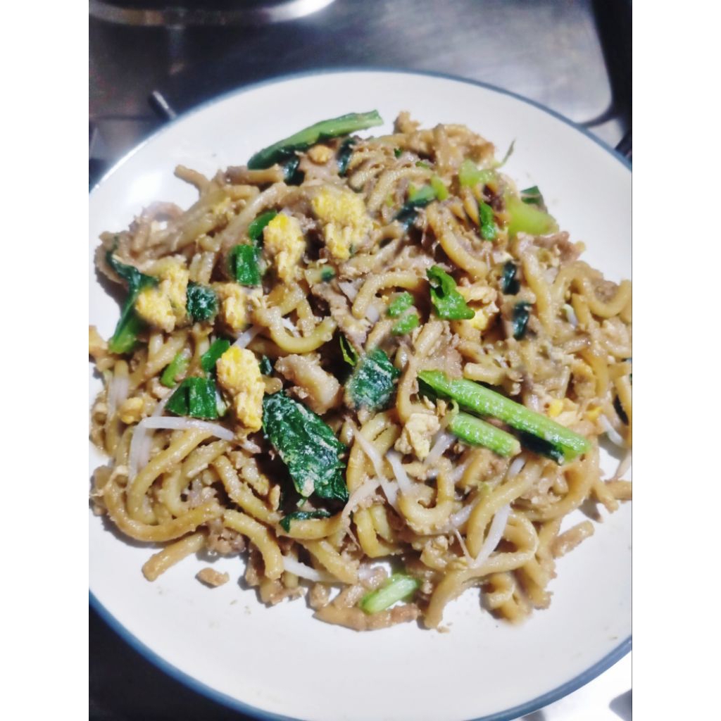 

Mie ( Hokkian/Besar) Goreng Telor