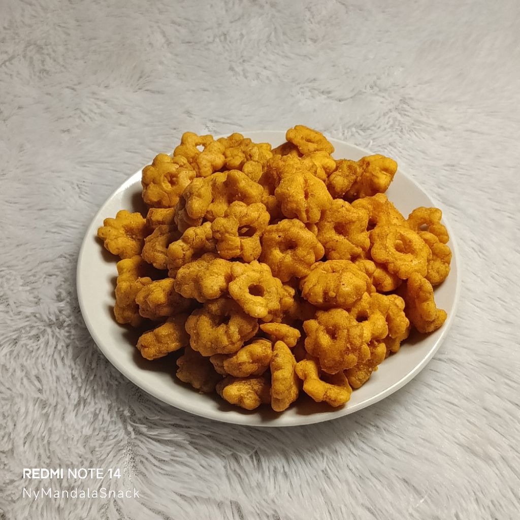 

Sakura/Ryry/Snack Kiloan 250Gr (Free Bubble Wrap)