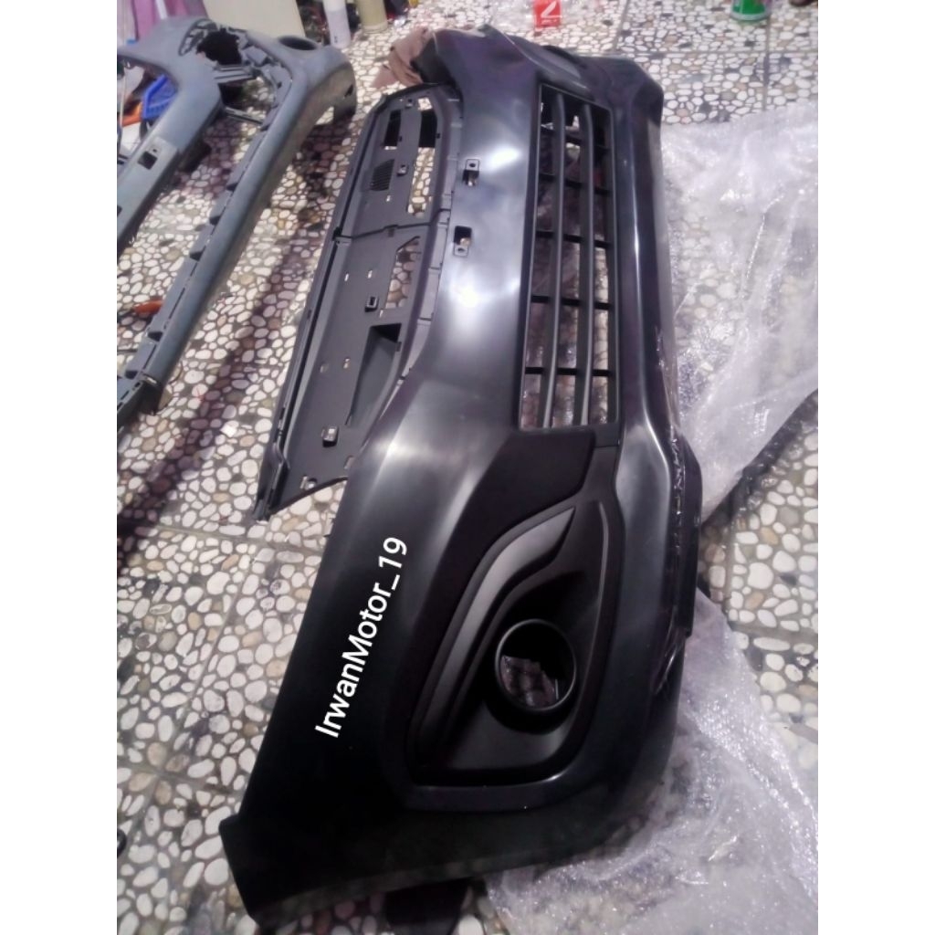 Bemper Bumper depan Suzuki Ertiga Tahun 2015 2017 Baru