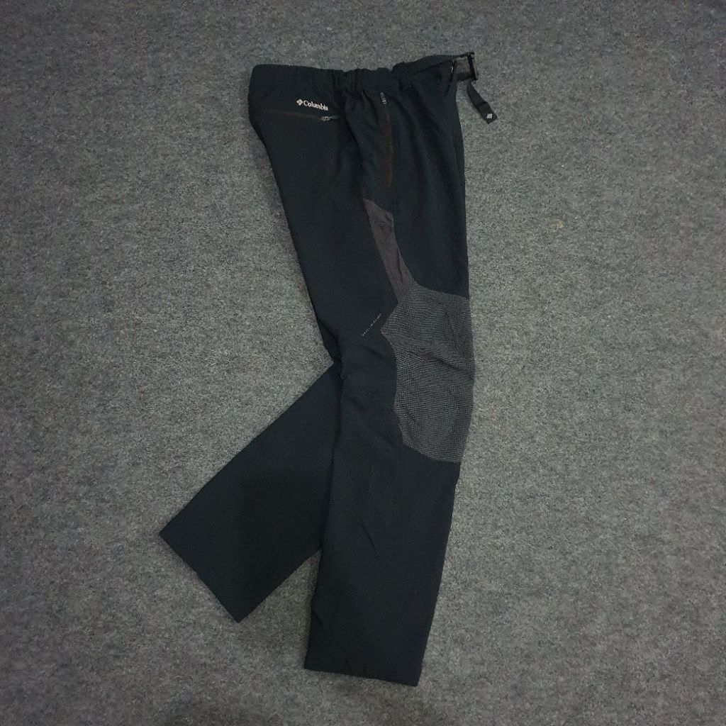 Celana outdoor columbia size 32-33 indo