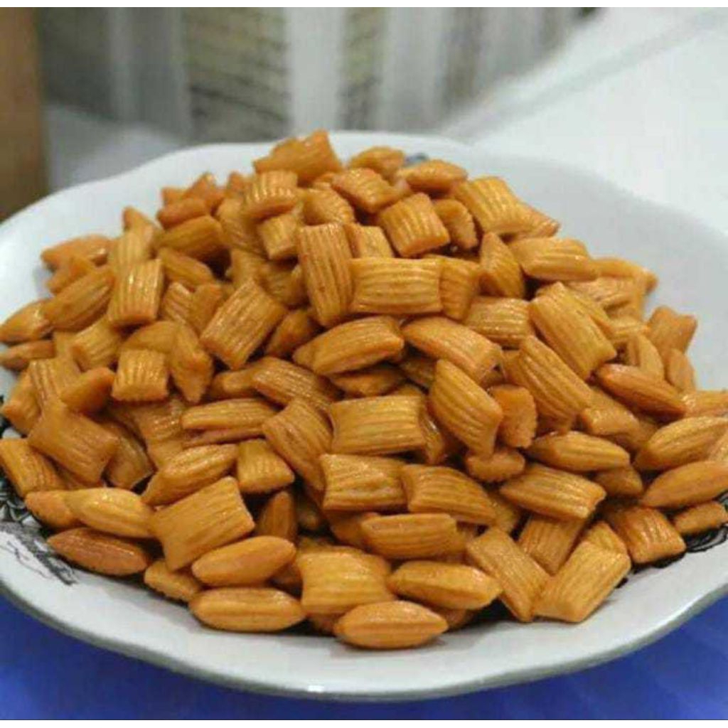 

Snak PANG-PANG / Kue Bantal