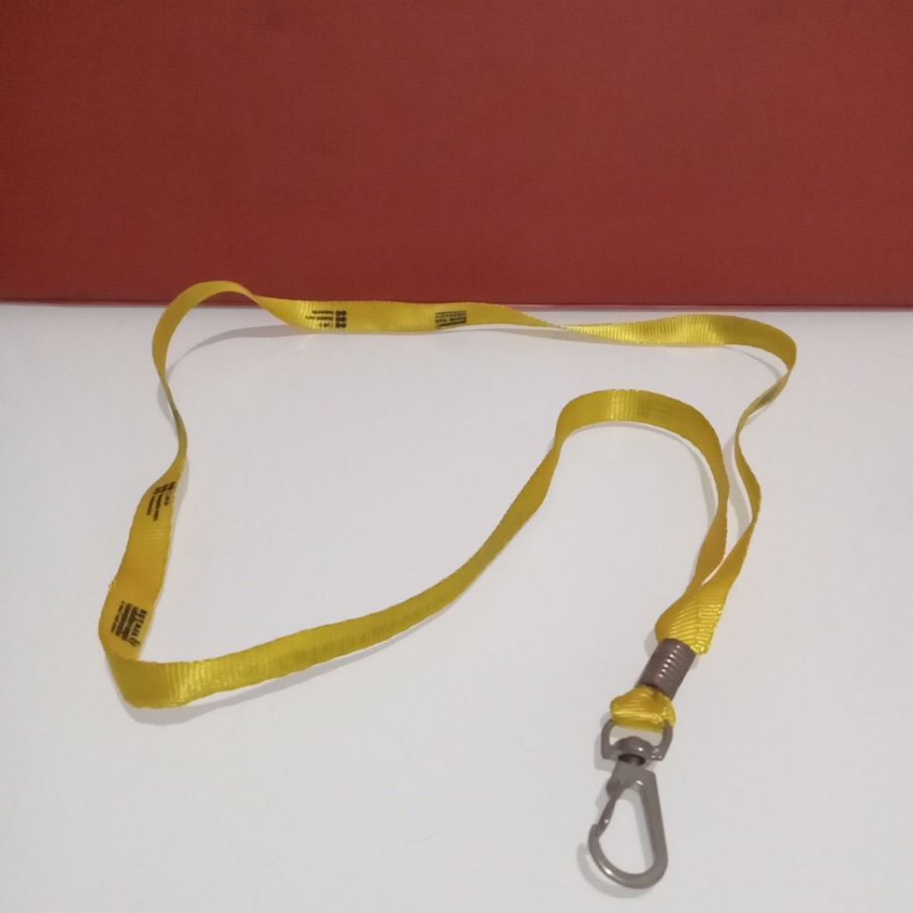 

TSB TALI ID CARD NAME TAG KUNING CANTEL BERLOGO