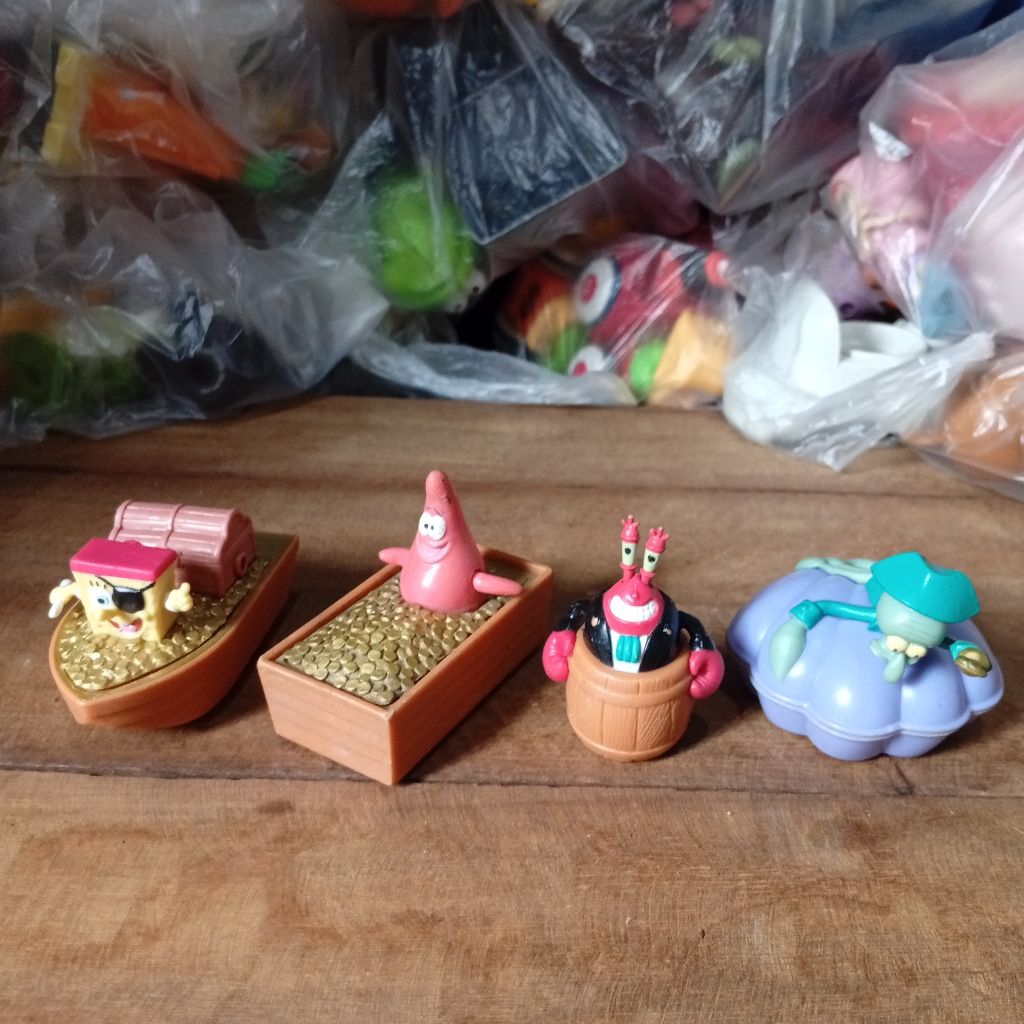 hokben toys spongebob treasure set