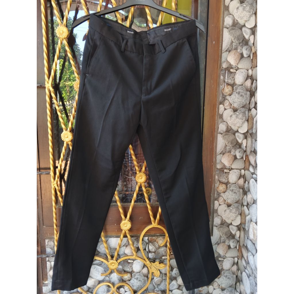 PRELOVED CELANA KAIN HITAM / CELANA FORMAL HITAM PRIA