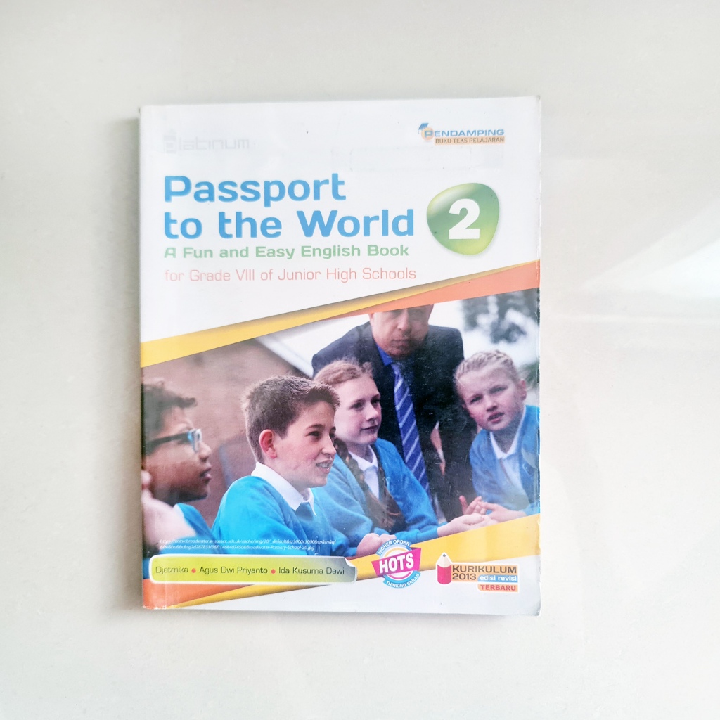 PASSPORT TO THE WORLD A Fun and Easy ENGLISH Book for Grade VII of Junior High Schools PT Tiga Seran