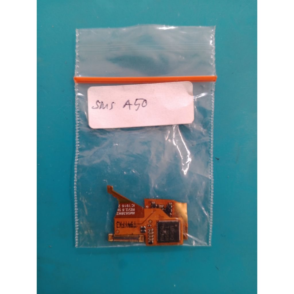 Soket Konektor LCD di LCD Samsung A50 Ori