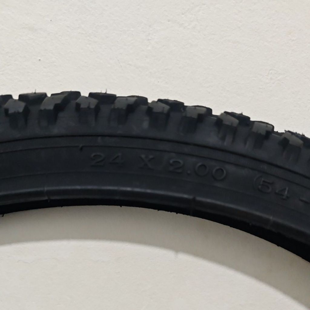 Ban Luar Sepeda Swallow 24x2.00