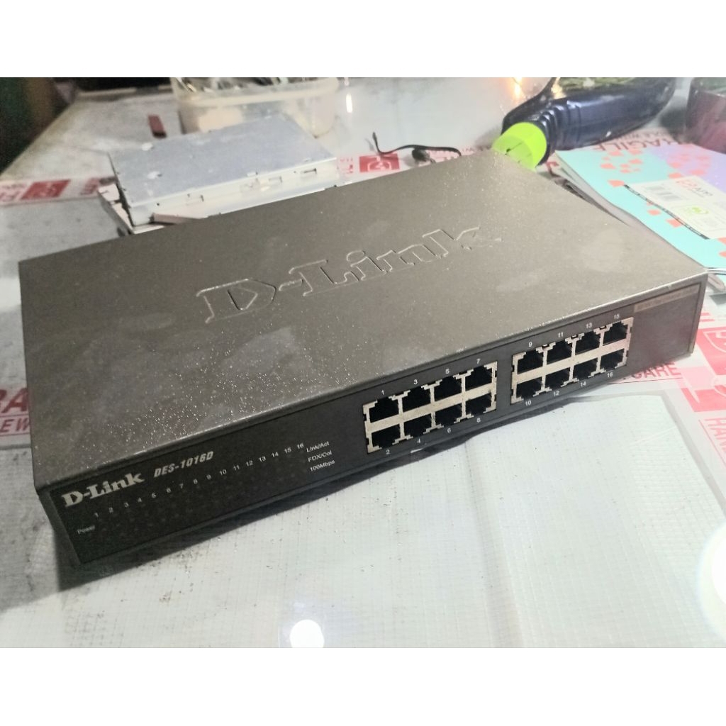 D-Link DES-1016D