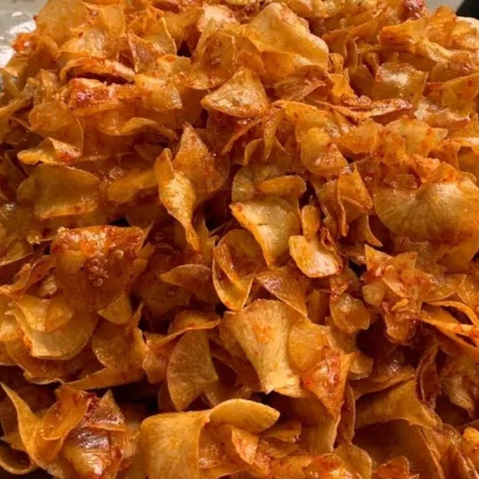 

keripik singkong kriwil 1kg ketumbar daun jeruk 250gram 500gram