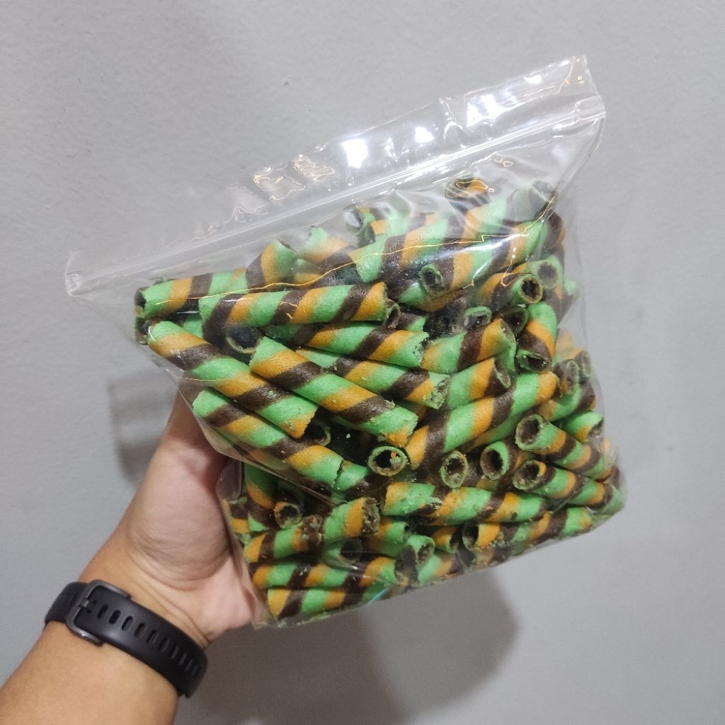 

Cemilan Astor Mini Tiga Warna Rasa Coklat Green Tea 250gr