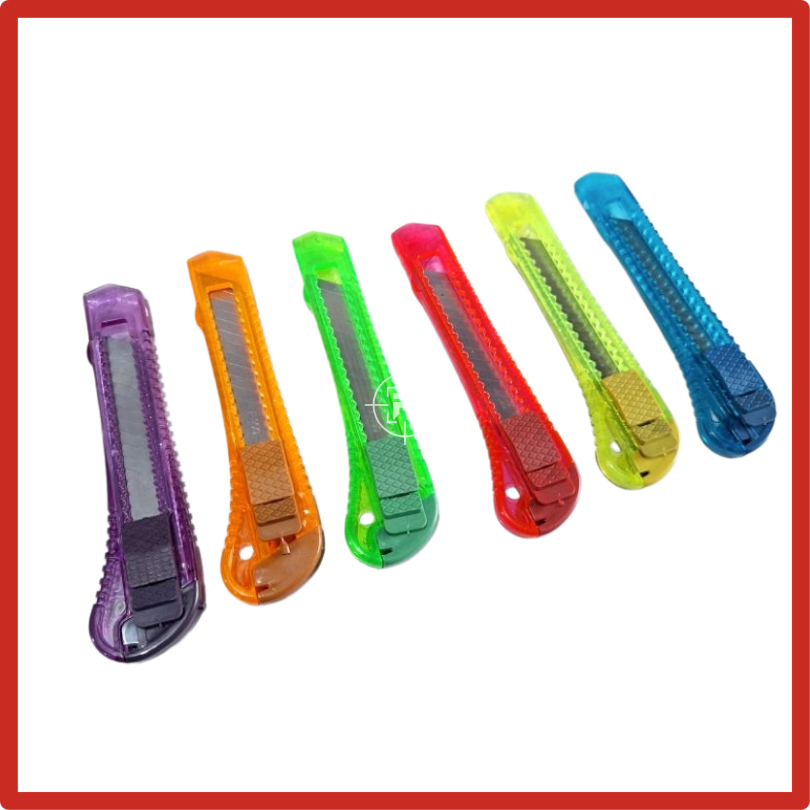 

Cutter Tranparant Besar / Cutter Bening Besar