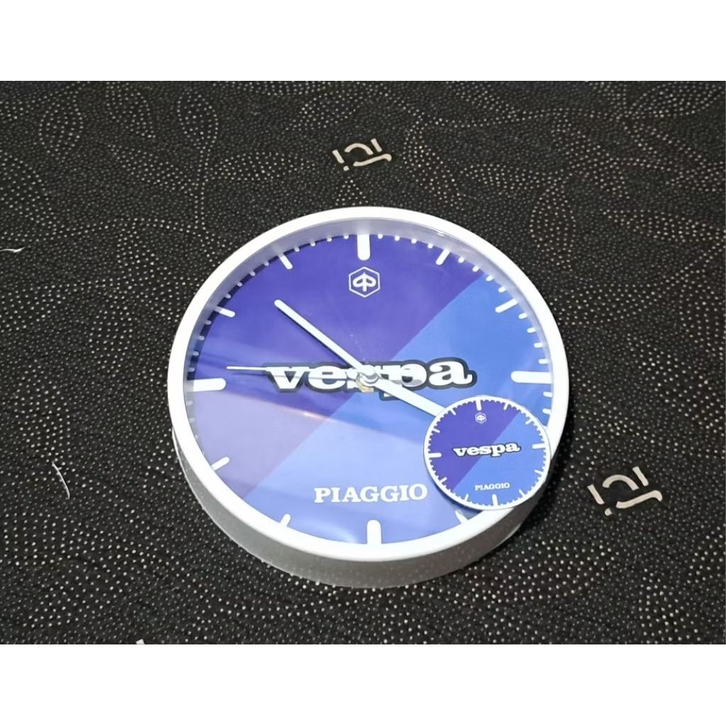 jam dinding vespa estetik
