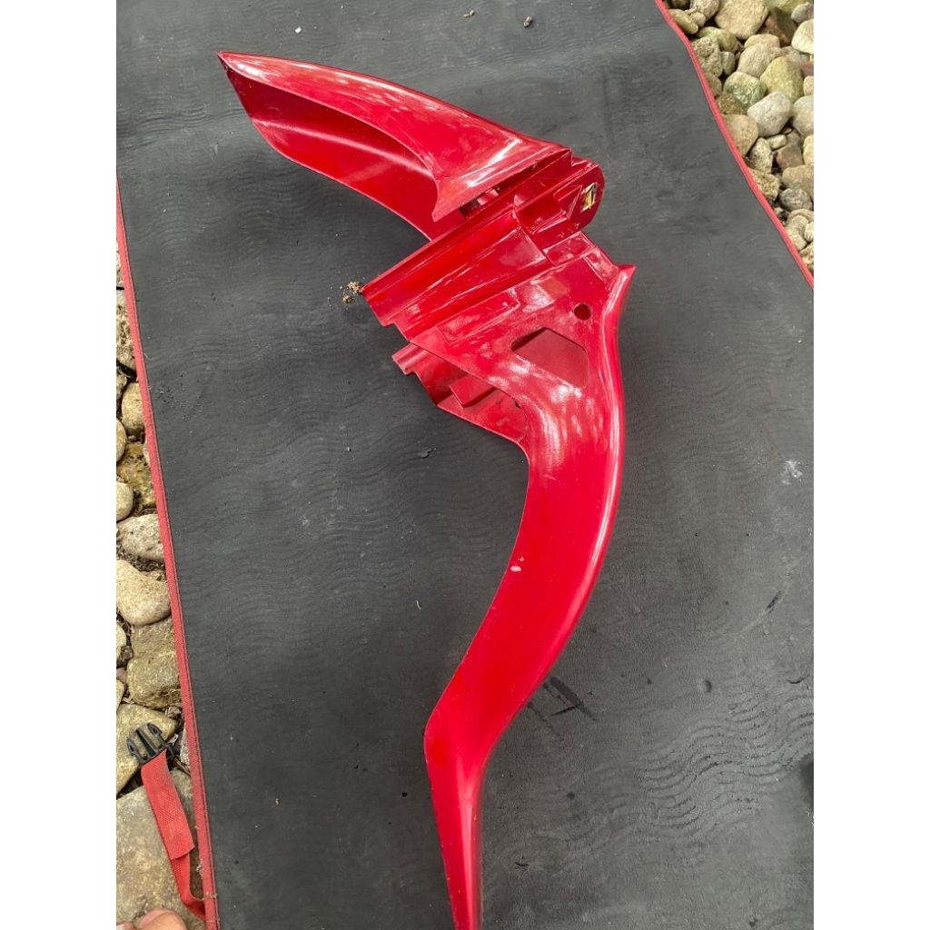 slebor spakbor depan yamaha Alfa original