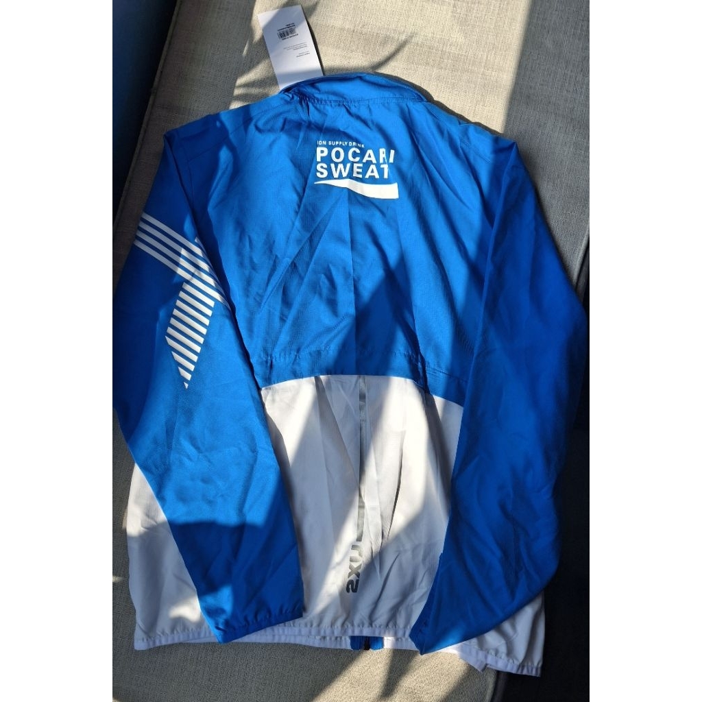 2XU Original Jacket Pocari Sweat Run2024 , ukuran XL