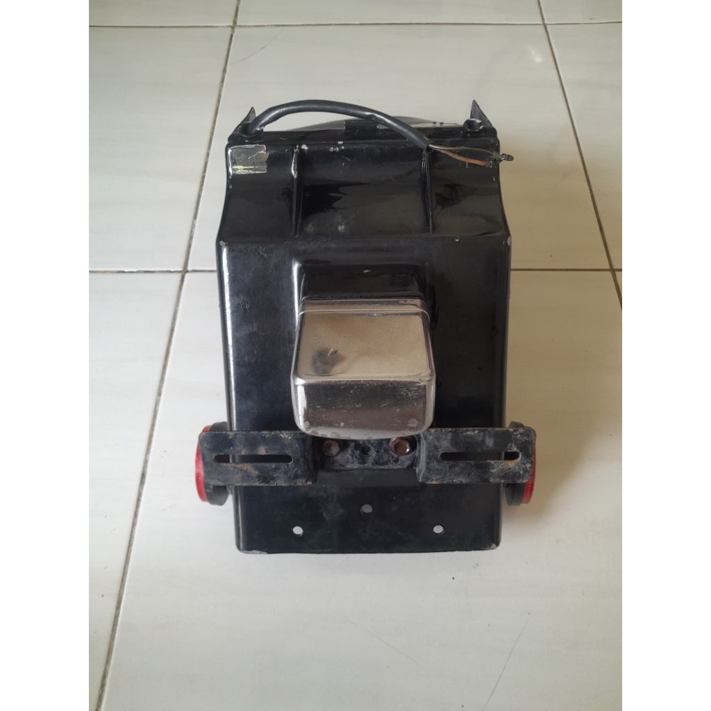 spakbor belakang suzuki GS 500cc original