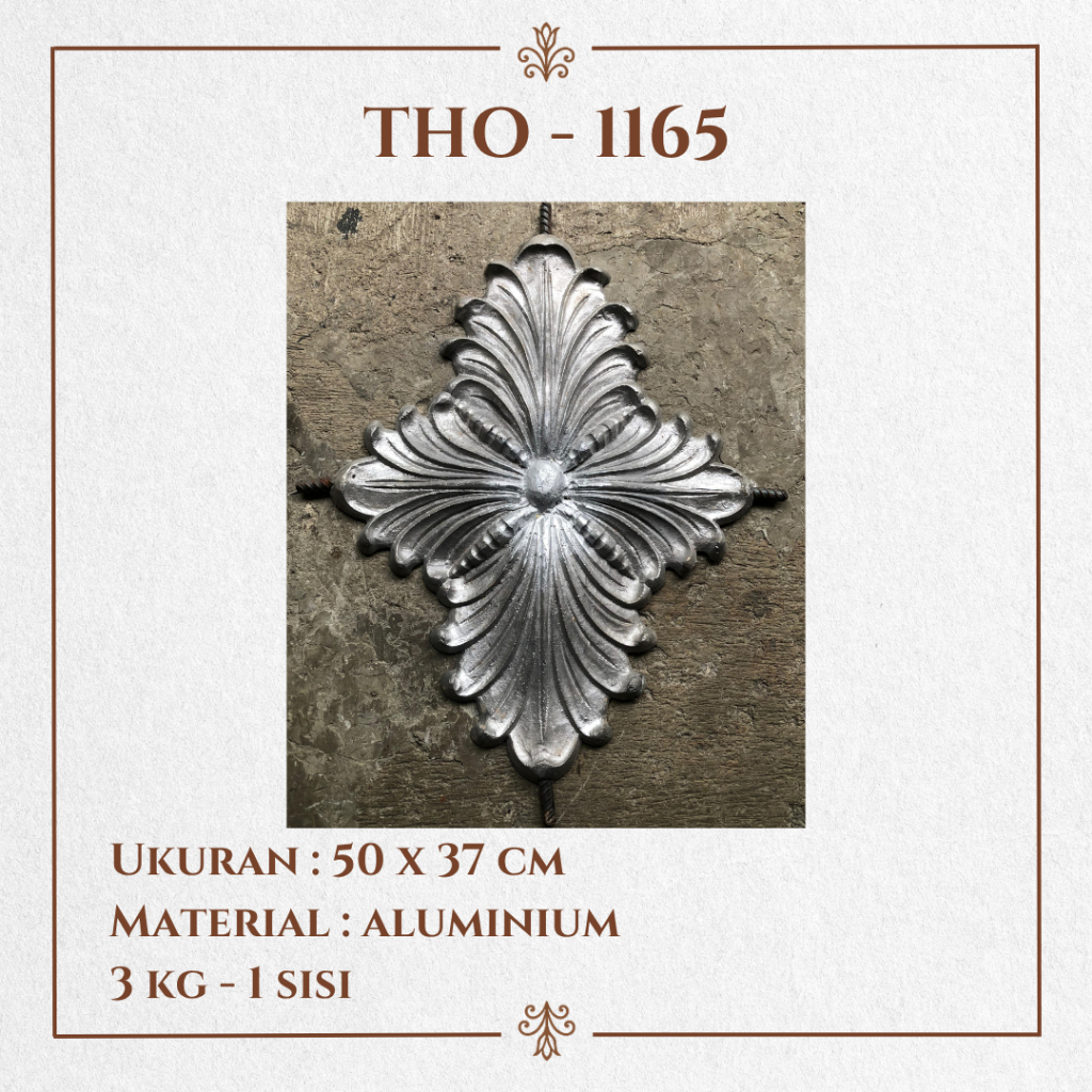 Tempa Haus / THO - 1165 / Ornamen Kembang Besi Tempa / Ornamen Pagar Besi Klasik / Aksesoris Besi Te