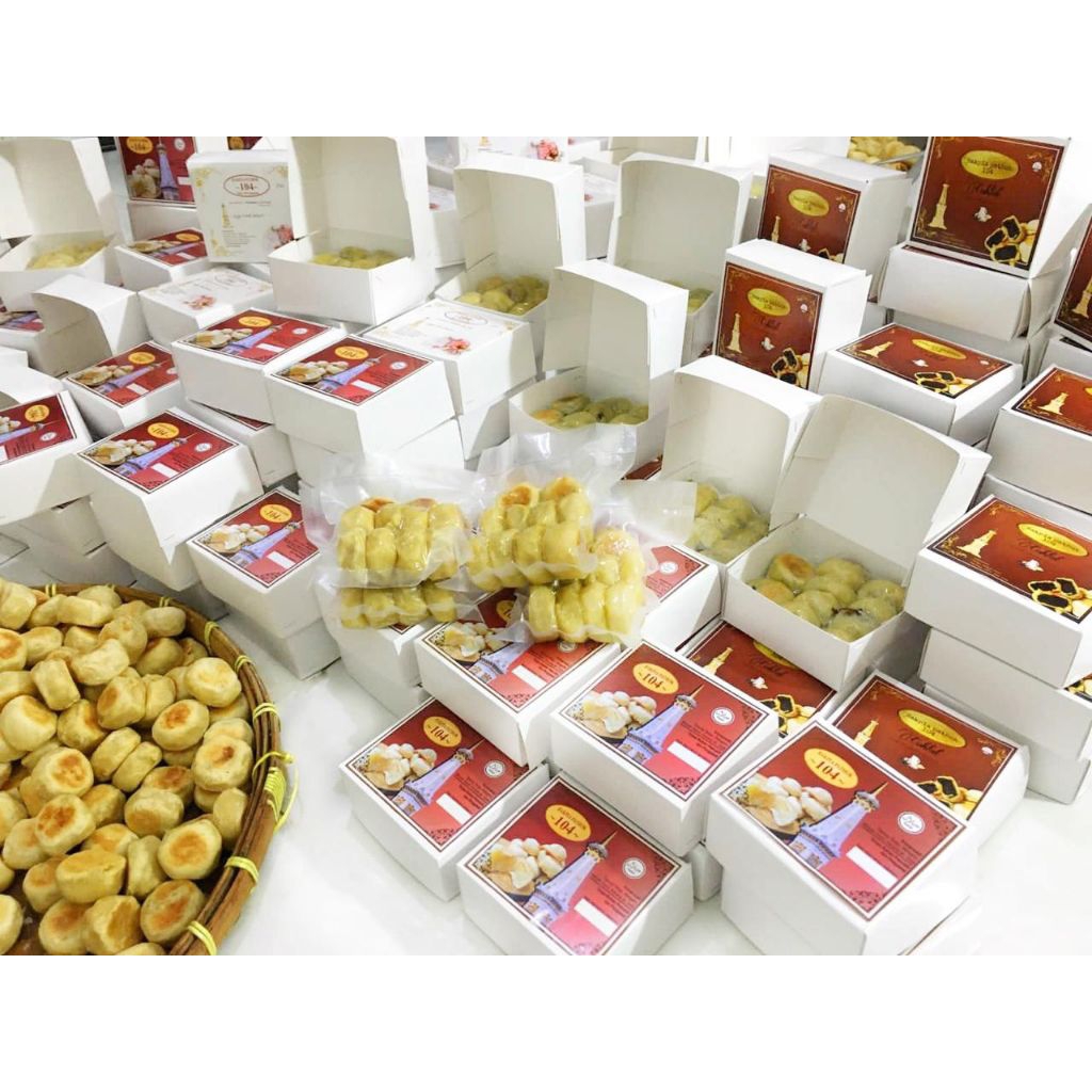 

PAKET 3 BOX bakpia pathok kacang hijau 104 pia basah Jogja patuk