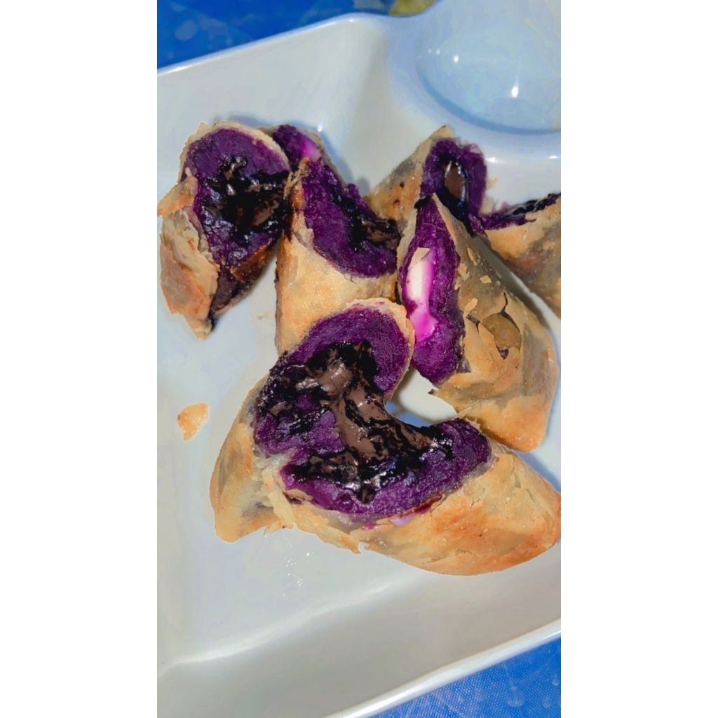 

lumpia ubi ungu lumer frozen