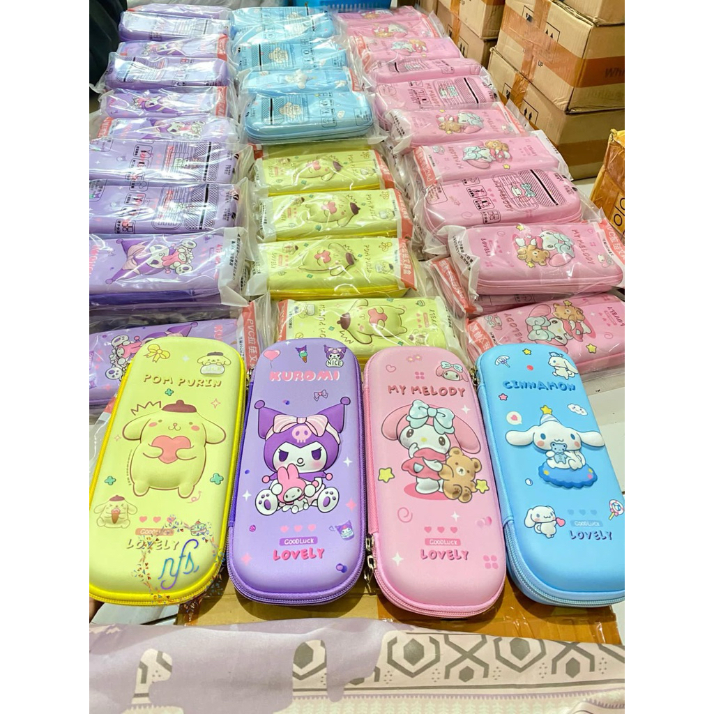 

Kotak pensil SANRIO warna
