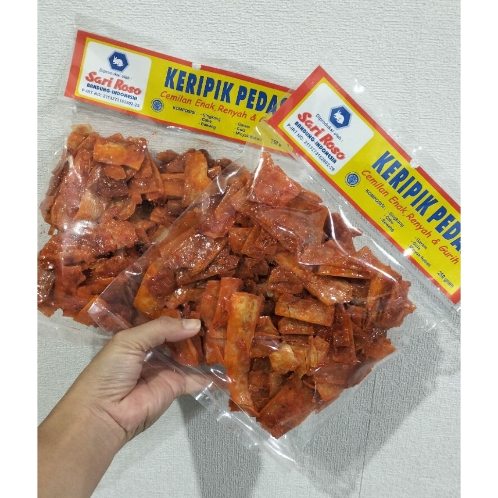 

Keripik Pedas oleh-oleh Bandung