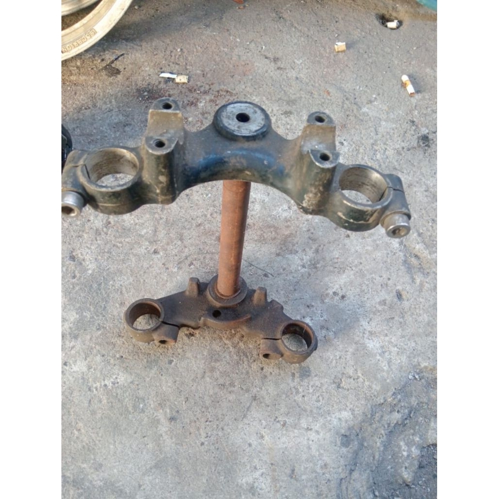 Segitiga T Atas dan Bawah Sudah PNP CB GL MP Tiger dan PNP As Sok Skok Shock Breaker Depan 33 mm SUZ