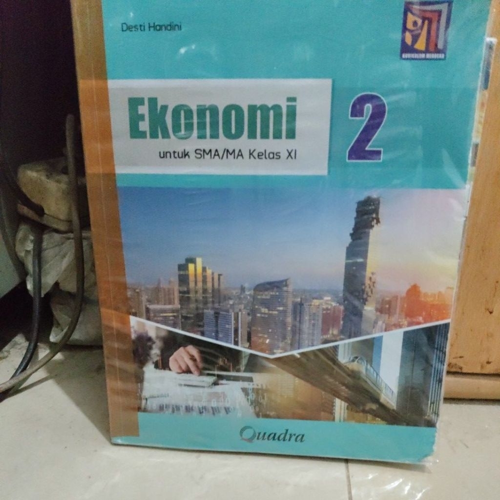 buku ekonomi quadra kelas 11 sma