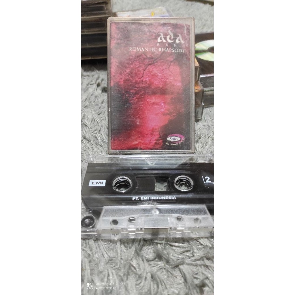 Kaset Pita Ada Band Romantic Rhapsody