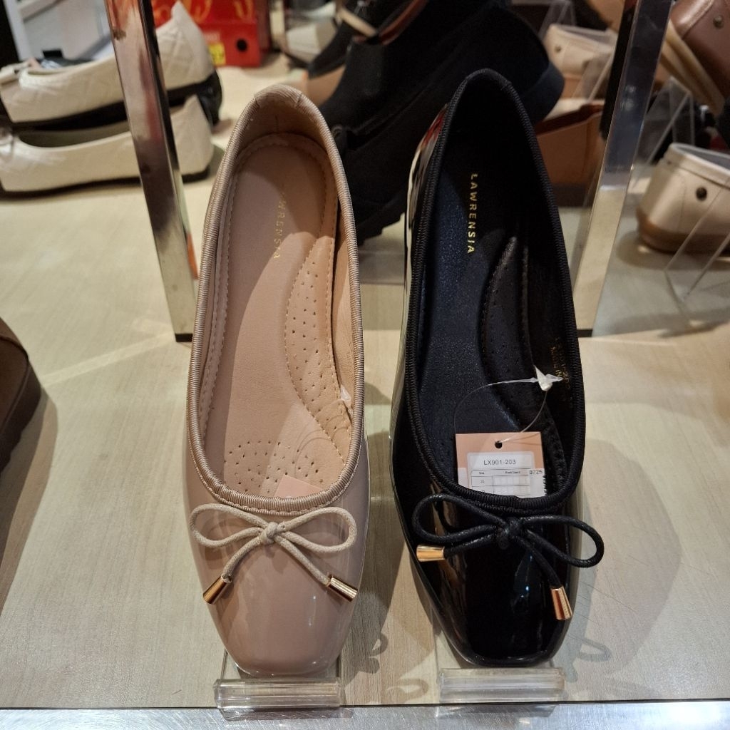 Sepatu Flat Wanita LAWRENSIA ORI