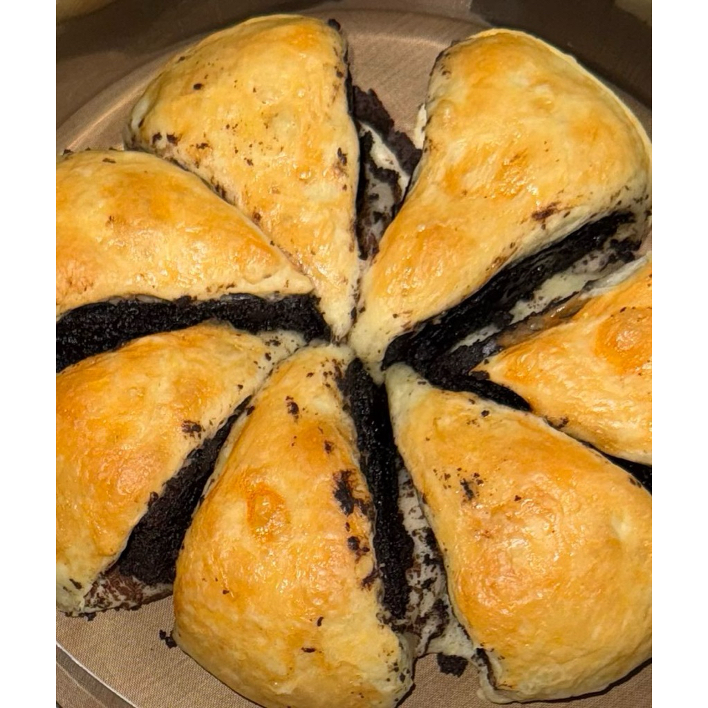 

Crownie by Crunchy Green