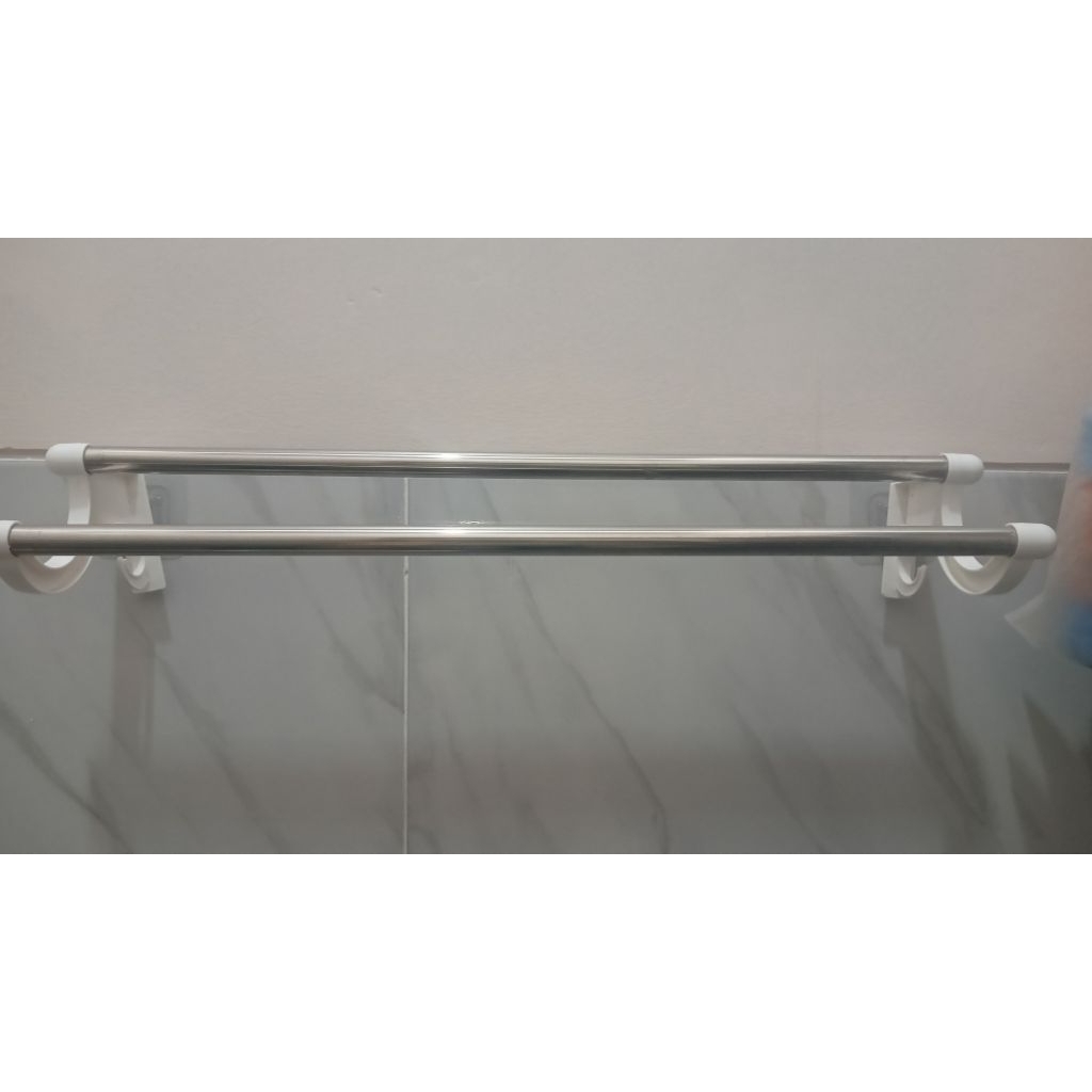 (PRELOVED/SECOND) GANTUNGAN HANDUK/JEMURAN HANDUK