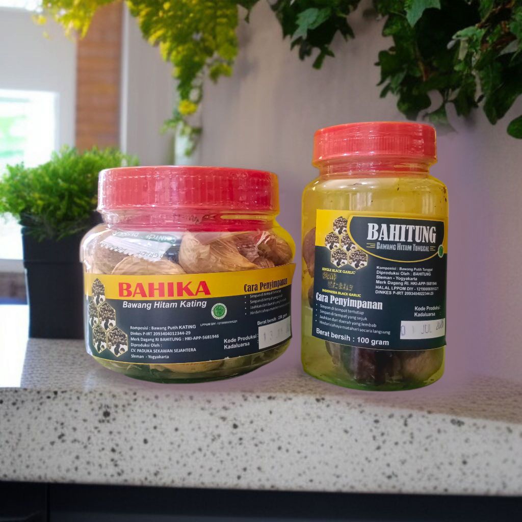 

Bawang Hitam Black Garlic