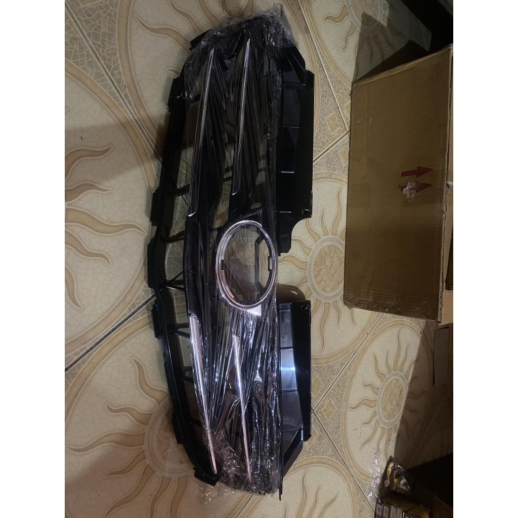 grill depan Avanza type s 2008