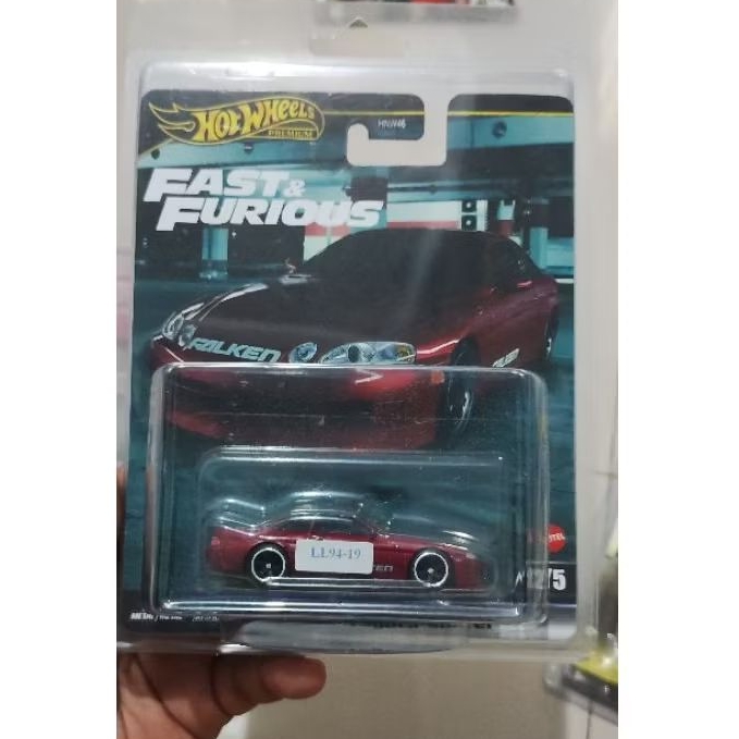 Hot Wheels Premium ban Karet