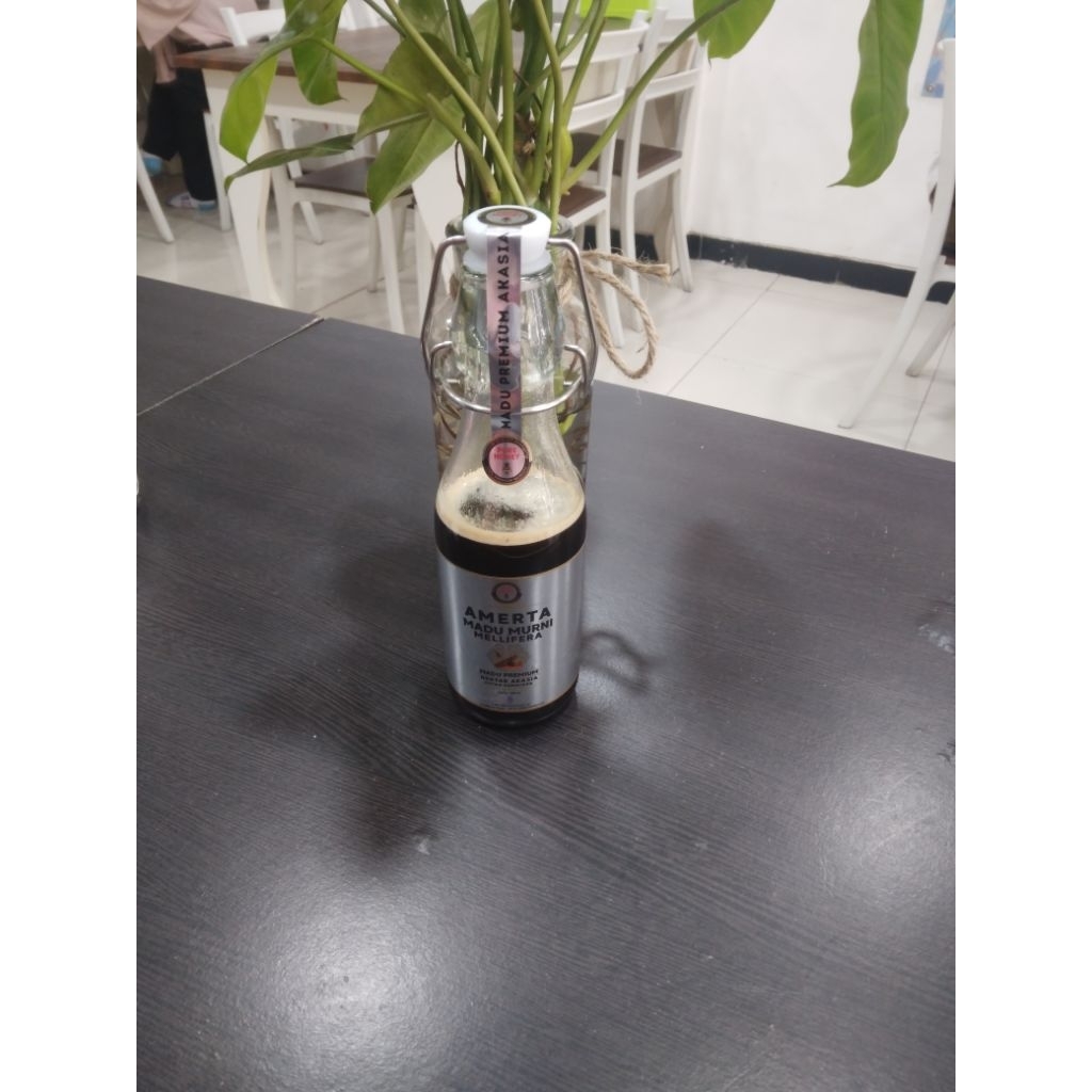 

Amerta Madu Murni Mallifera Asli Nektar Bunga Akasia - Madu Jambi ( 350gr )