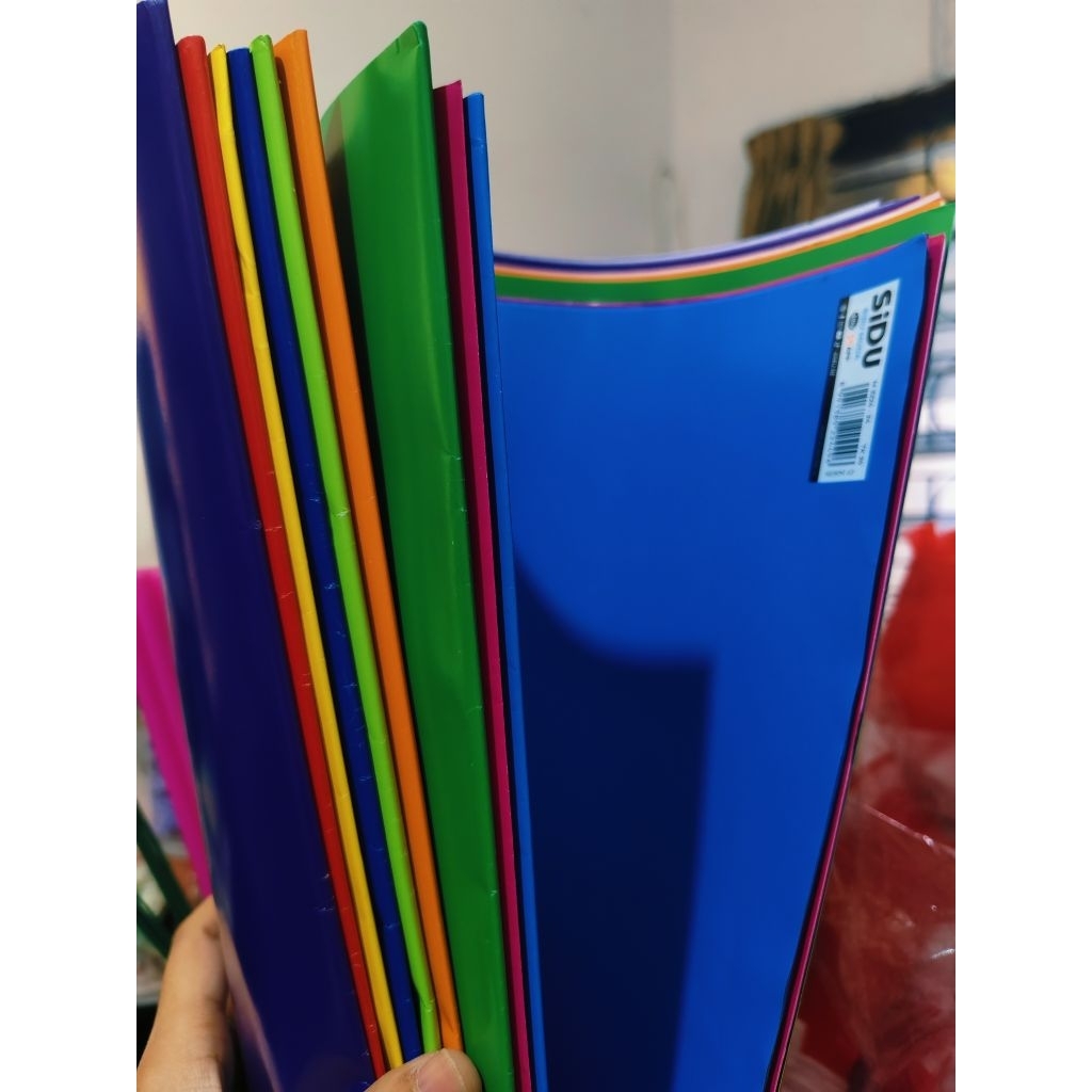 Kertas sampul buku warna warni / Kertas kado glossy warna warni polos