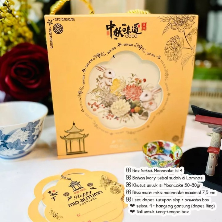 

4 set Kotak Mooncake 50-80gr Mooncake kotak Kue Bulan Mid Autum Festival isi 4 Tema Golden Yellow Dus Fest Mooncake