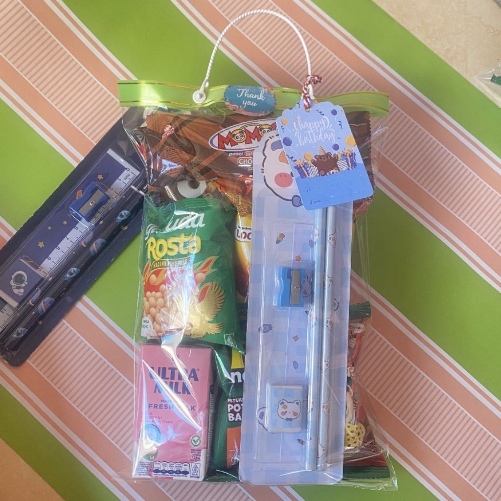 

Snack Ulang Tahun Anak Hampers Ulang Tahun Anak Cemilan Ulang Tahun Murah - Free Kartu dan Alat Tulis